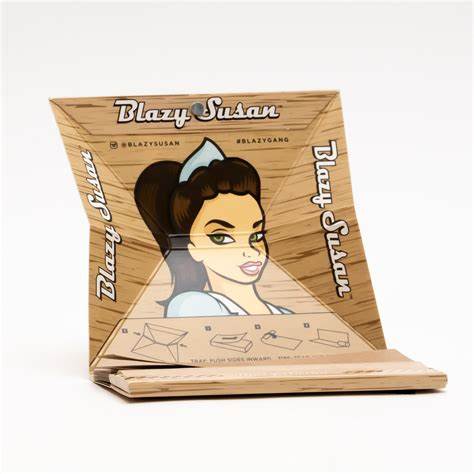 Blazy Susan - Brown, King Size Slim, Deluxe Rolling Kit, Papers, Tips & Tray (Unbleached)